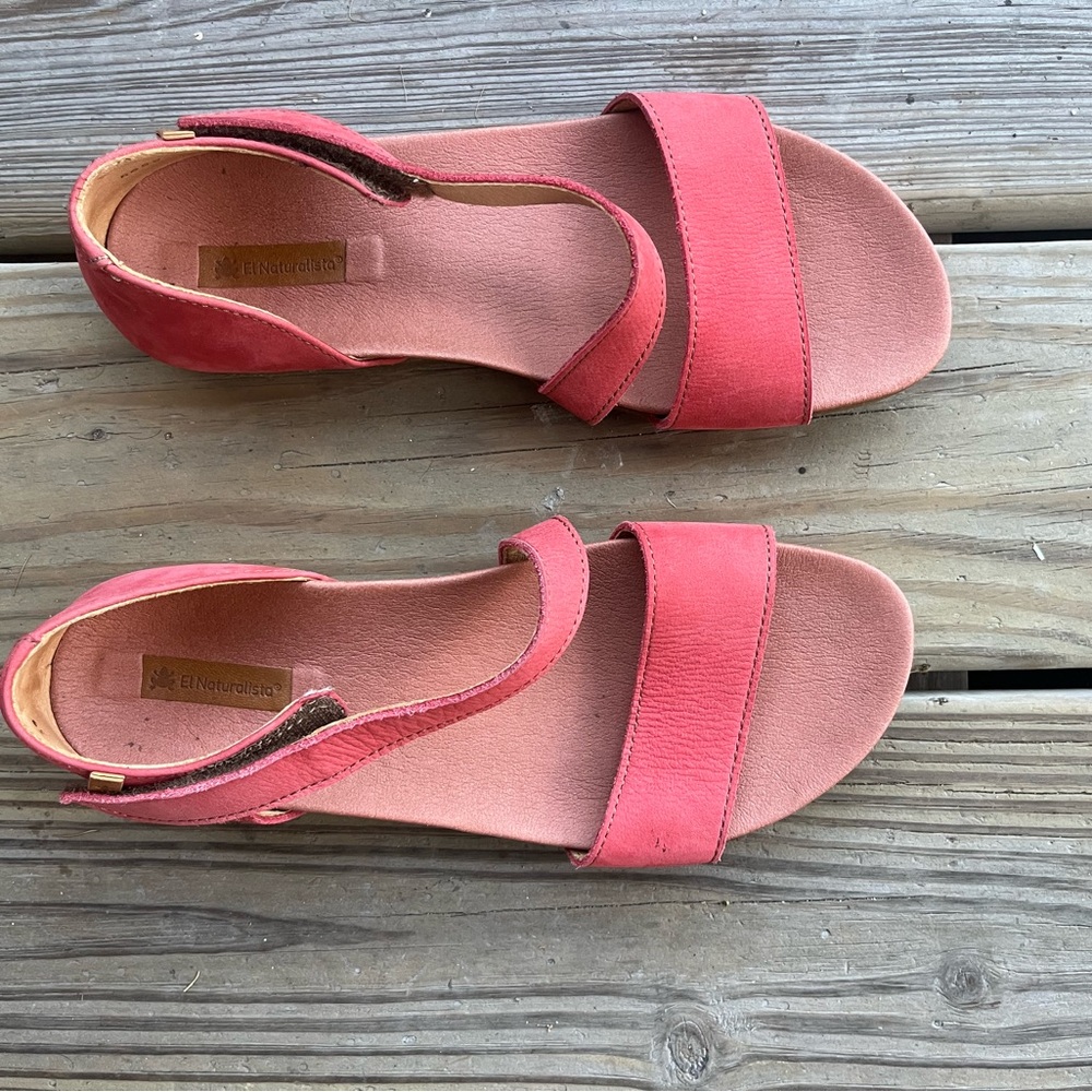 El Naturalista Coral-Red Leather Women's Sandals